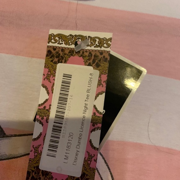 Long Disney dumbo sleep tee size small NWT - Picture 2 of 2